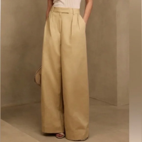 Banana Republic Cruise Wide Leg Pants - Picture 3 of 8